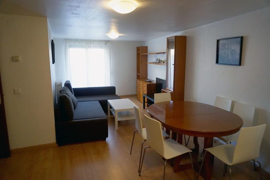 Apartamentos Turisticos Rio Gallego ويسكا المظهر الخارجي الصورة